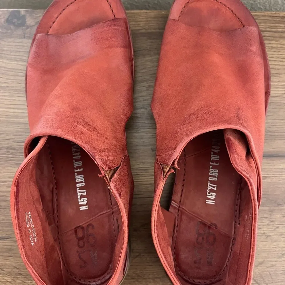 Sold  - Picture 7 of 10